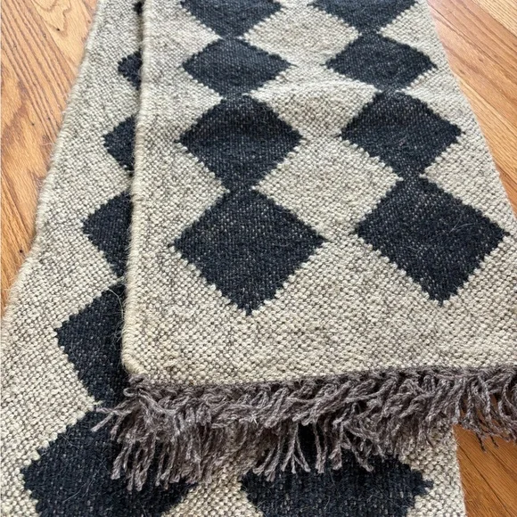 Geometric Black and Cream Runner Rug